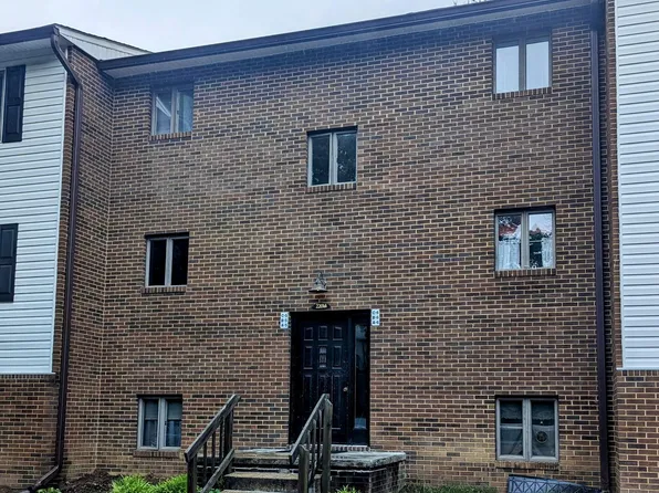 22024 Gloucester Ct #B-6, Lexington Park, MD 20653