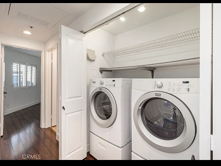 Washer and Dryer in Unit