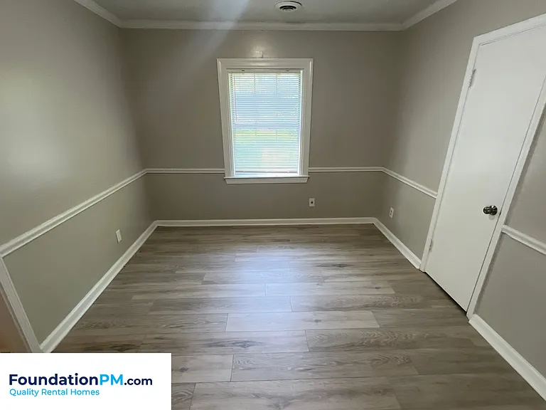 1847 Driftwood Ave — Photo 6