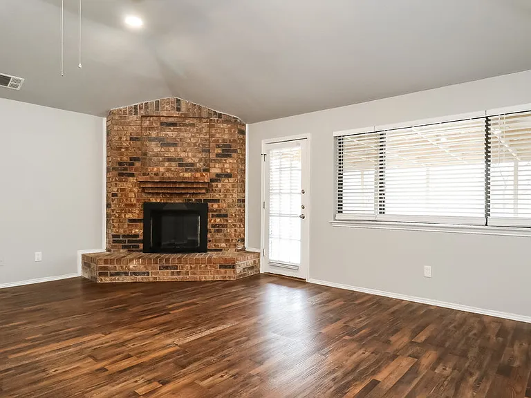 10229 Stoney Bridge Rd — Photo 5