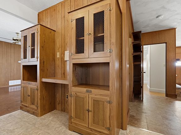 4th image of 1817 Indian School Rd