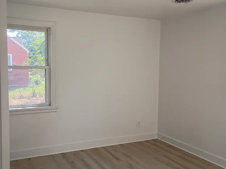 1412 Silver Ave — Photo 13