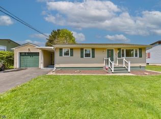 164 Carpentersville Rd, Phillipsburg Town, NJ 08865