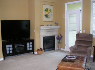 10321 W Girton Dr UNIT 2, Lakewood, CO 80227