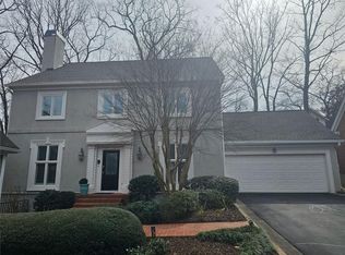 9 Ridgemere Trce, Sandy Springs, GA 30328