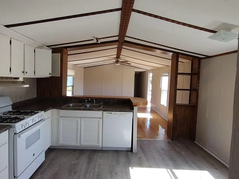 220 Baughman Hill Rd #8 — Photo 10