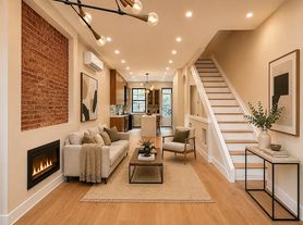 5 Alice Ct