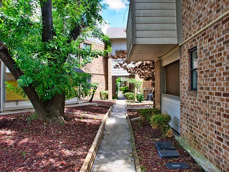 2500 Burleson Rd #701 — Photo 16