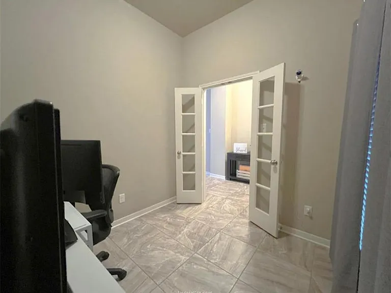 244 Fieldstone Pl — Photo 4