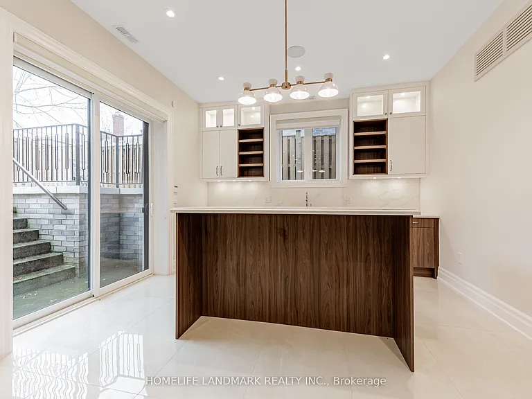198 Empress Ave — Photo 30