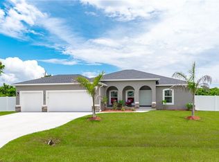 7130 Mamouth St, Englewood, FL 34224