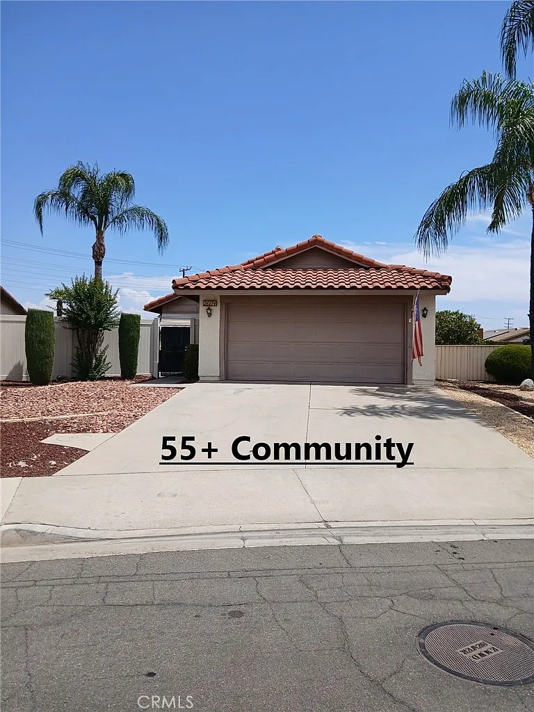 3 bed, 1199 sqft, $2,100 — Photo 1
