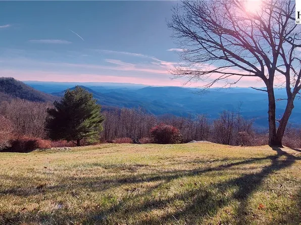 8850 Valley Boulevard, Blowing Rock, NC 28605