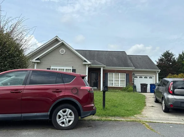 960 Benjamins Way, Winston Salem, NC 27103