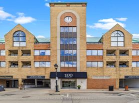 100 Bronte Rd, Oakville, ON