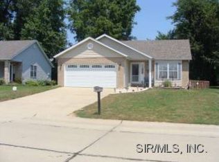 111 Bayhill Blvd, Glen Carbon, IL