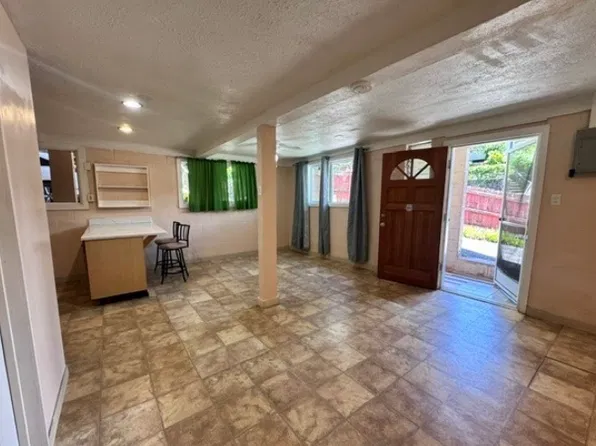 (undisclosed Address), Honolulu, HI 96819