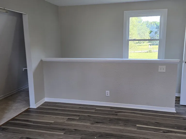 5015 Highland Dr — Photo 41