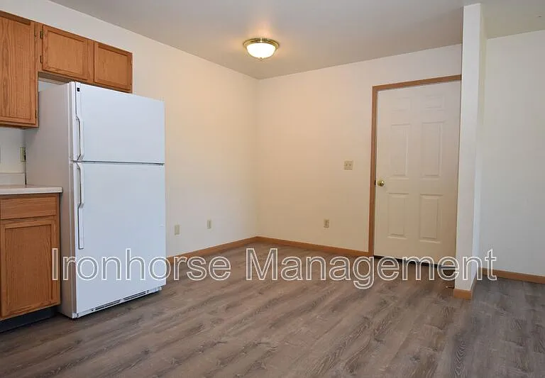 2491 Wheeler Dr #C — Photo 7