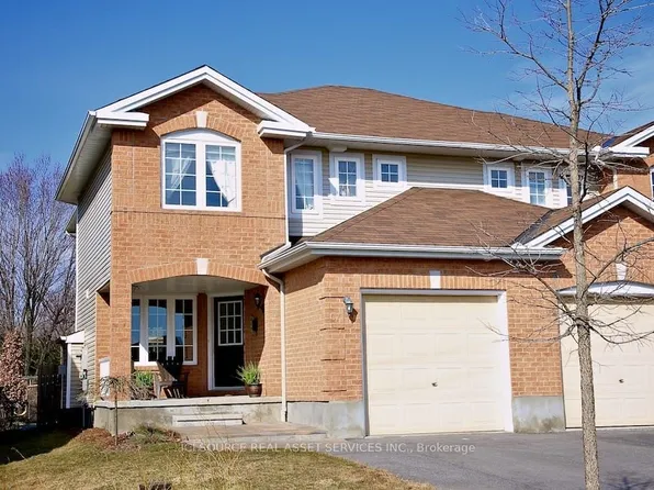 37 Steel St, Ottawa, ON K1J 8V4