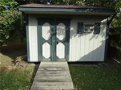 mini barn