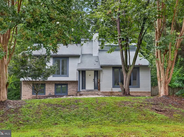 4413 Murven Park Ln, Fredericksburg, VA 22408