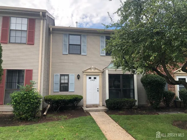 137 Abbot Ct, Piscataway, NJ 08854