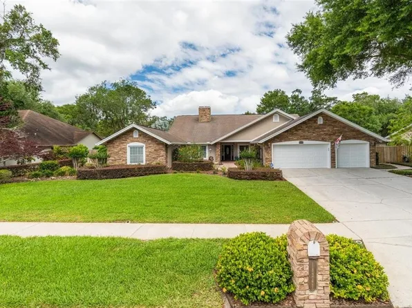 18241 Clear Lake Dr, Lutz, FL 33548