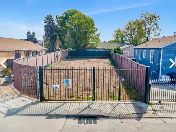 330 105th Ave, Oakland, CA 94603