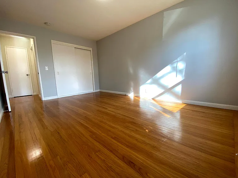 563 Miramonte Ave #NA — Photo 10