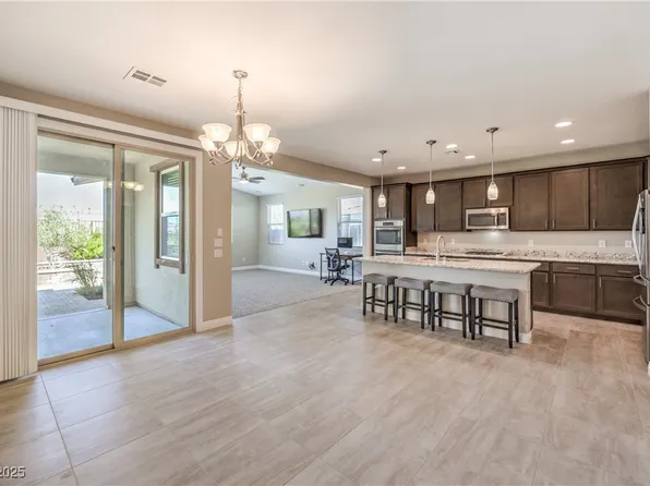5720 Mesa Mountain Dr, Las Vegas, NV 89135