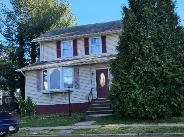 91 E 2Nd St, Clifton City, NJ 07011