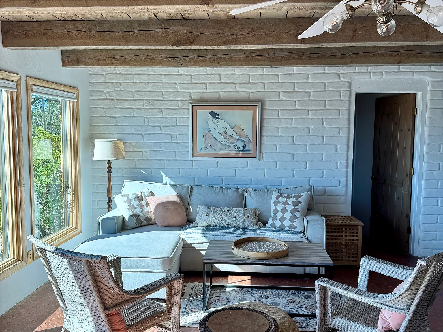 3 bed, 1961 sqft, $3,000 — Photo 2