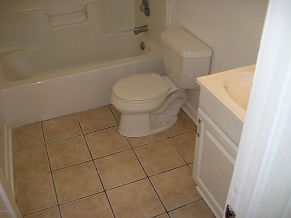 3rd image of 345 W 16th St