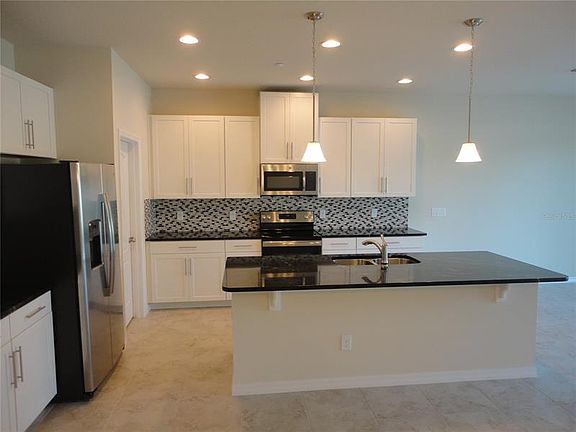 3rd image of 7469 Aloma Pines Ct