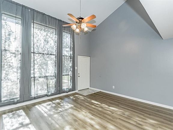 2nd image of 3911 Sunrise Dr #20