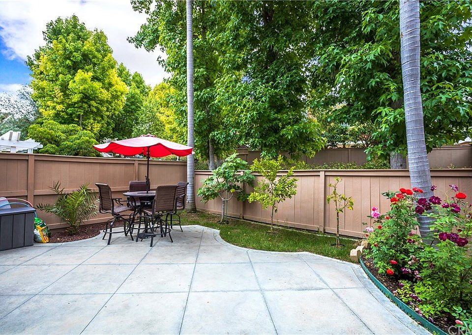 1st image of 31 Meadowood