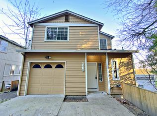 6218 SW View Point Ter #A, Portland, OR 97239