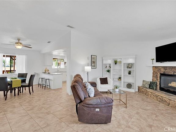 3rd image of 22672 El Centro Rd