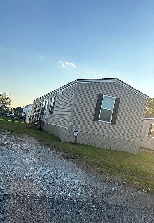 1st image of 630 Brothers Rd Trailer 24