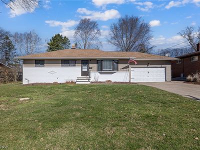 8320 Craigleigh Dr, Parma, OH, 44129