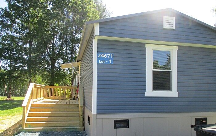 1st image of 24671 Ridgecrest Rd