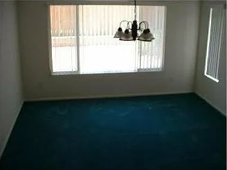 3 bed, 1735 sqft, $2,600 — Photo 4