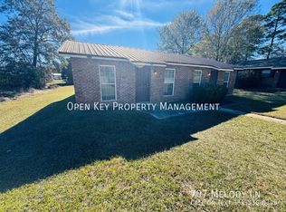 707 Melody Ln, Dothan, AL 36301
