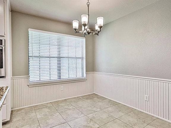 5th image of 2632 New Bedford Ct