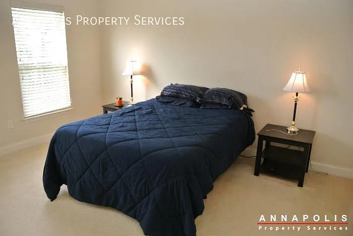 902 Kestrel Ct — Photo 12