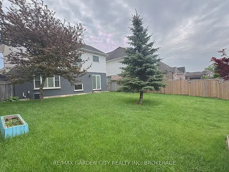 43 Westland St — Photo 28
