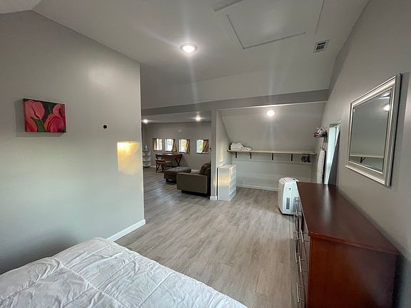 4th image of 4522 E Washington St #5