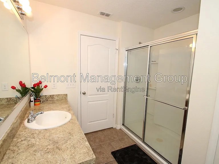 2358 Chatham Place Dr — Photo 12