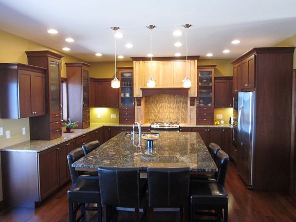 4th image of 210 Beachcomber Dr